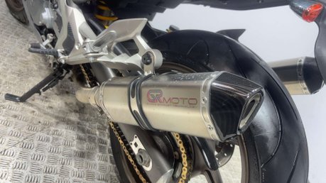 Cagiva Raptor 2003 ONLY 11K VERY CLEAN TL1000 VTWIN MOTOR 1000CC NAKED BIKE 10