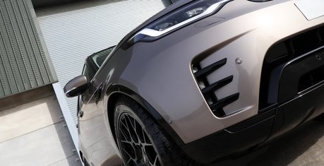 Land Rover Discovery 5