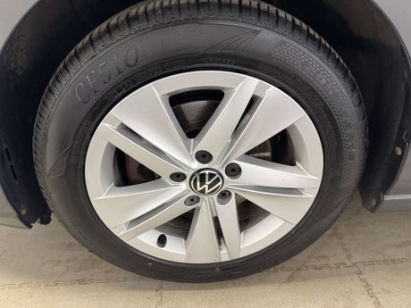 Volkswagen Golf 1.5 Golf Life TSi 5dr 7