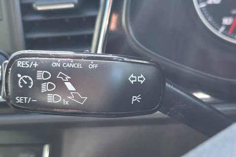 SEAT Leon TSI SE TECHNOLOGY LOOK! JUST £35 ROAD TAX! CAMBELT RELACED @64K 24