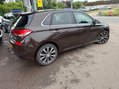 Hyundai i30 1.6 CRDi Blue Drive Premium Euro 6 (s/s) 5dr 4