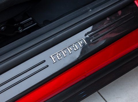 Ferrari 812 Competizione 41