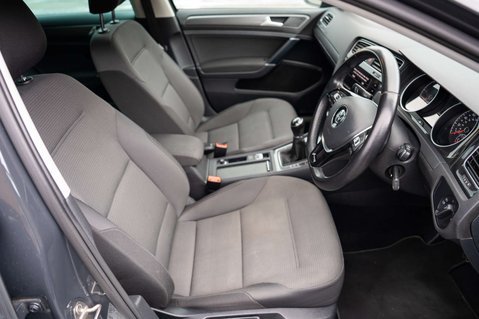 Volkswagen Golf 2.0 Golf Match TDI 5dr 28
