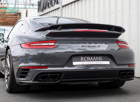 Porsche 911 Turbo S (991.2) 27
