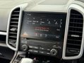 Porsche Cayenne 4.2 TD V8 S TiptronicS 4WD Euro 6 (s/s) 5dr 90