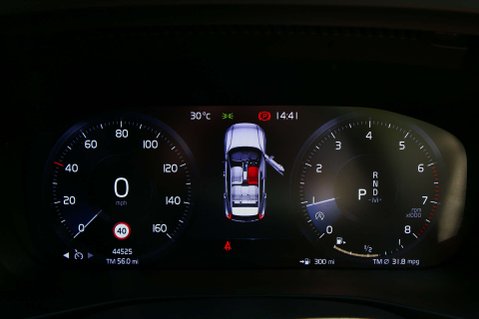 Volvo XC40 1.5 XC40 R-Design T3 Auto 5dr 38