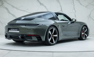 Porsche 911 Targa 4S (992) 8