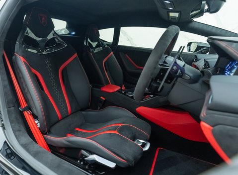 Lamborghini Huracan TECNICA 14