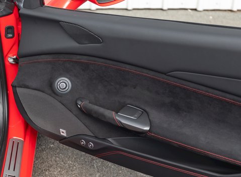 Ferrari 488 Spider 21