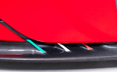 Ferrari SF90 Spider 33