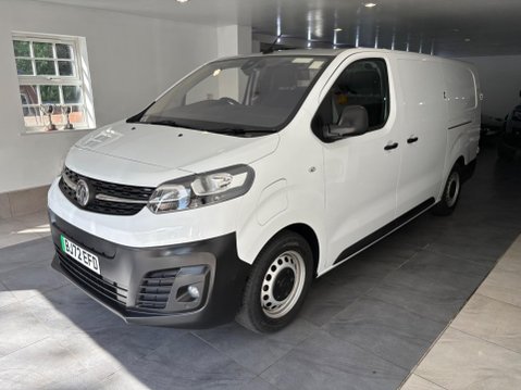 Vauxhall Vivaro 3100 75kWh Dynamic Auto L2 H1 6dr (7.4kW Charger) 3