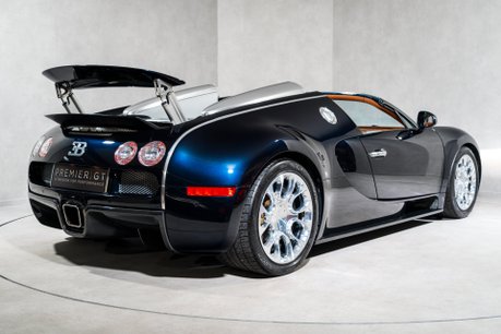 Bugatti Veyron GRAND SPORT. FRESH SERVICE. EX BUGATTI DISPLAY CAR. OUTSTANDING PROVENANCE 4