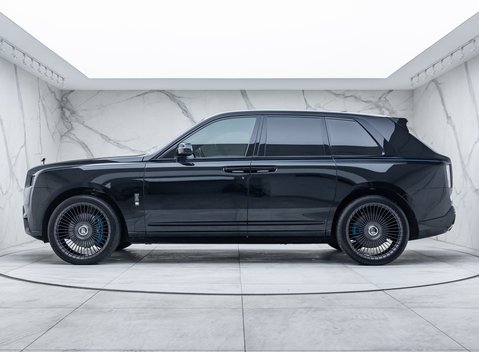 Rolls-Royce Cullinan Series II Black Badge 5
