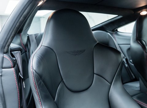 Aston Martin Vanquish S Ultimate 15