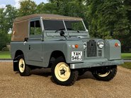 Land Rover Series II A 3