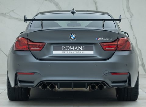 BMW M4 GTS 5
