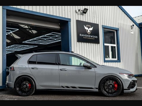 Volkswagen Golf 2.0 Golf GTi Clubsport TSi Semi-Auto 5dr 3