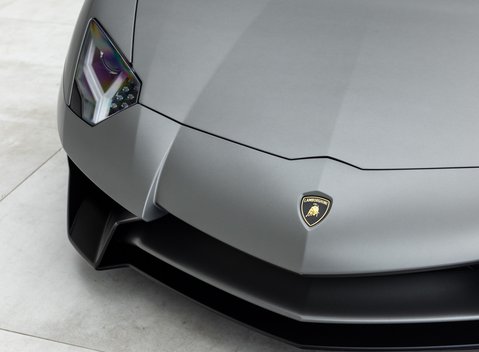 Lamborghini Aventador SV LP 750-4 Roadster 28