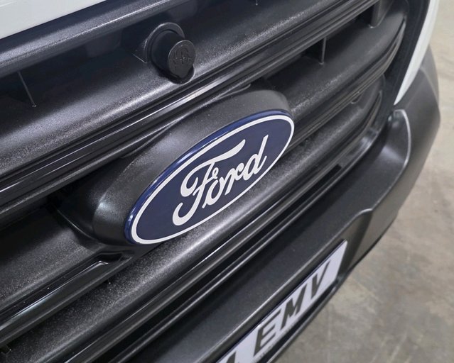 Ford Transit TRANSIT 350 L3 DIESEL FWD 2.0 Eco Blue 130ps H2 Leader Van [DAP]