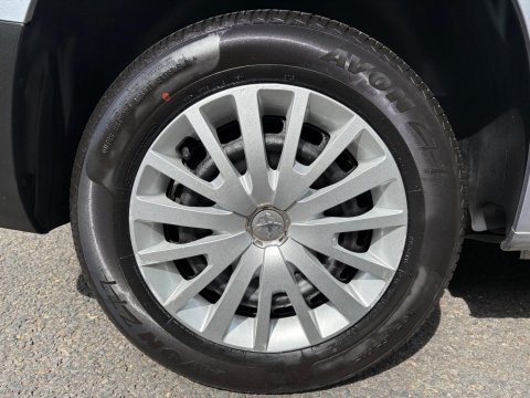 Peugeot Partner BLUEHDI PROFESSIONAL L1 13