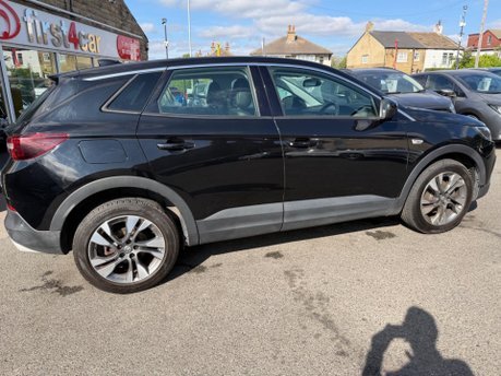 Vauxhall Grandland X SPORT NAV S/S 14