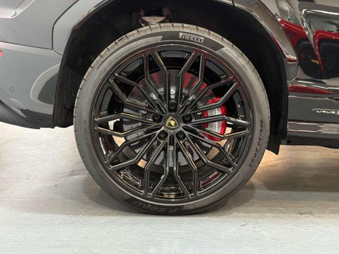 Lamborghini Urus 4.0 V8 BiTurbo 25.9kWh SE SUV 5dr Petrol Plug-in Hybrid Auto 4WD Euro 6 (80 36