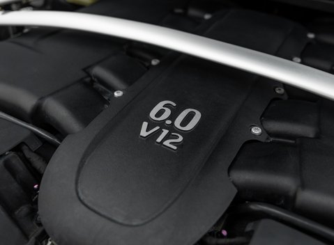 Aston Martin V12 Vantage S 51