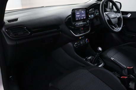 Ford Fiesta ZETEC 34