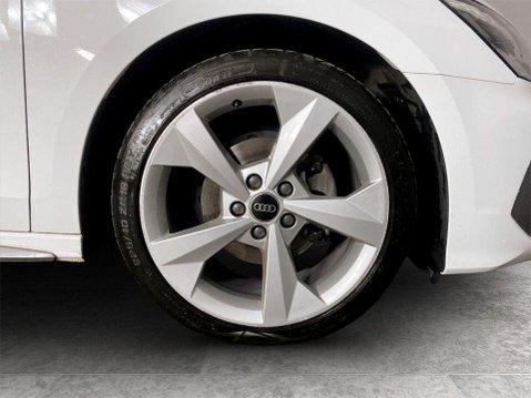 Audi A3 1.5 TFSI 35 S line Sportback 5dr Petrol Manual Euro 6 (s/s) (150 ps) Cruise 10