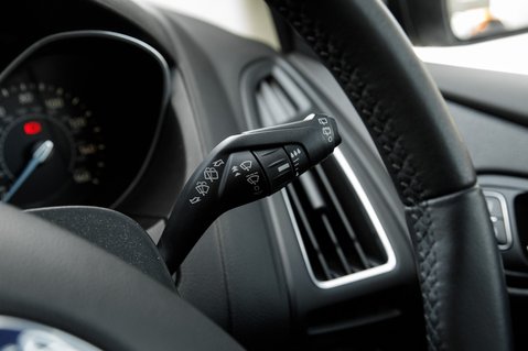 Ford Focus TITANIUM X 17