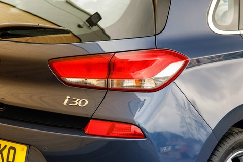 Hyundai i30 CRDI SE NAV 9