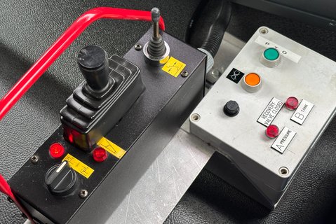 MAN TGM 18.290 4X2 Hiab Hook Loader 18