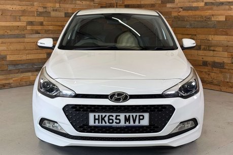 Hyundai i20 1.2 Premium Hatchback 5dr Petrol Manual Euro 6 (84 ps) 2