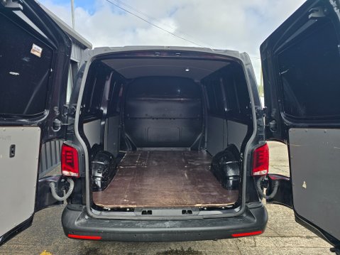 Volkswagen Transporter T30 TDI P/V STARTLINE 7