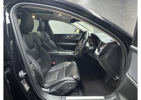 Volvo V60 2.0 D4 Inscription Pro Estate 5dr Diesel Auto Euro 6 (s/s) (190 ps) 35