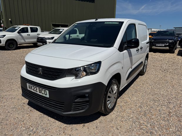 Peugeot Partner SWB L1H1 [SOLD KH] Low Roof Professional Premium Air Con Sensors EURO 6 2