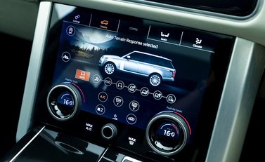 Land Rover Range Rover 3.0 SDV6 Autobiography 19