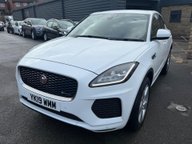 Jaguar E-Pace R-DYNAMIC SE 5