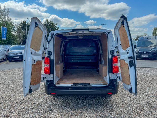 Citroen Dispatch XLWB L3H1 Low Roof Enterprise 1000 Air Con EURO 6 8