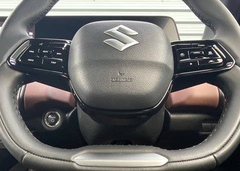Suzuki eVitara 135kW ULTRA 61kWh 25