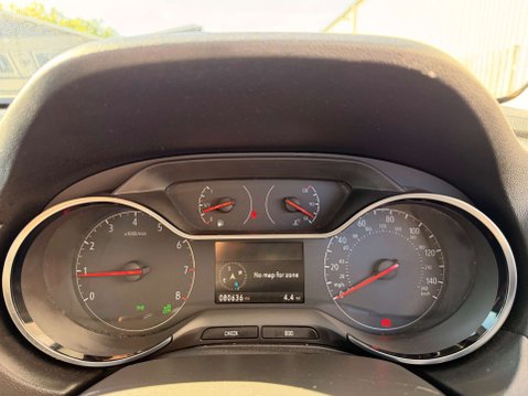 Vauxhall Grandland X 1.2 Grandland X Sport Nav T S/S 5dr 38