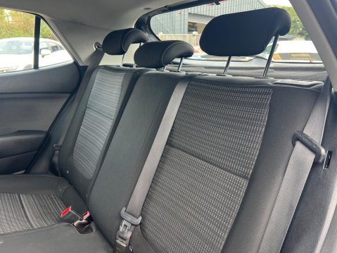 Kia Stonic 1.0 T-GDi 2 Euro 6 (s/s) 5dr 29