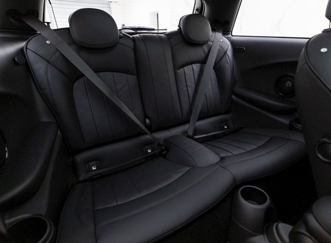 Mini Hatch Electric Level 3 13