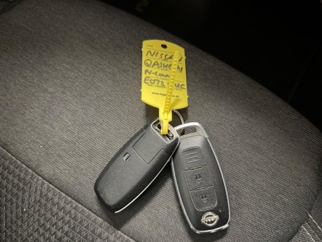 Nissan Qashqai 1.3 DIG-T MHEV N-Connecta XTRON Euro 6 (s/s) 5dr 16