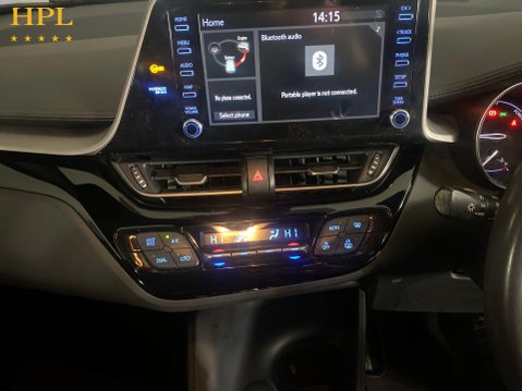 Toyota C-HR 1.8 VVT-h Icon SUV 5dr Petrol Hybrid CVT Euro 6 (s/s) (122 ps) Air Con - Al 17