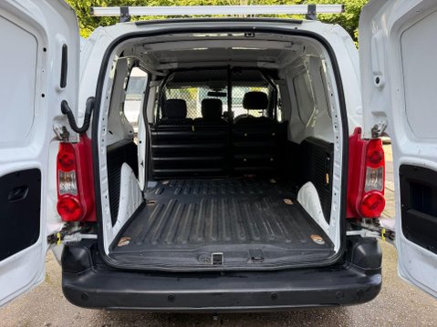 Citroen Berlingo 1.6 HDi 850 LX Panel Van 5dr Diesel Manual L1 (153 g/km, 90 bhp) 13