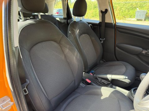 Mini Hatch 1.5 Cooper D Euro 6 (s/s) 5dr 12