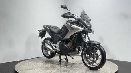 Honda NC750X 2016 39K NEW MOT IDEAL COMMUTER BIKE RIDES GREAT 750CC A2 3