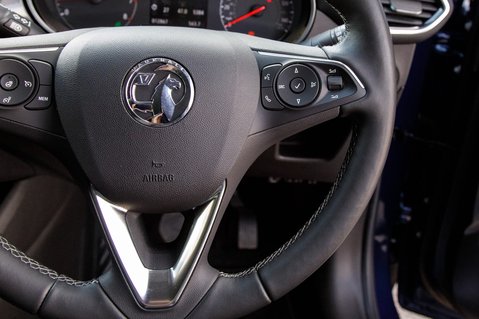 Vauxhall Crossland ULTIMATE 19