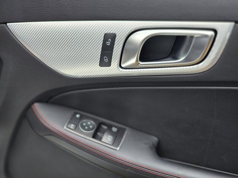 Mercedes-Benz SLC SLC 250 D AMG LINE 29